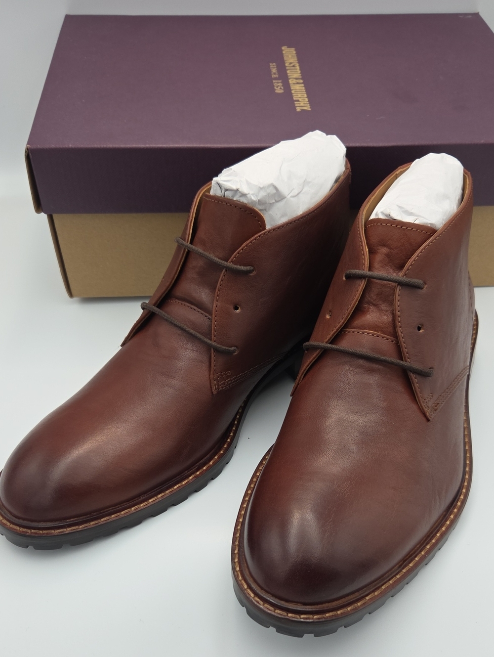 Johnston & Murphy Men's Brown Leather Boswell Chukka Boots size 9m